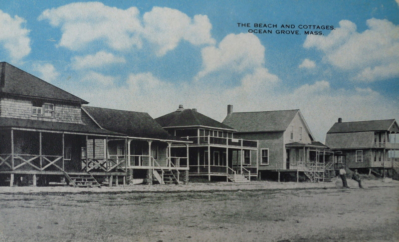Cottages near the beach in Ocean Grove